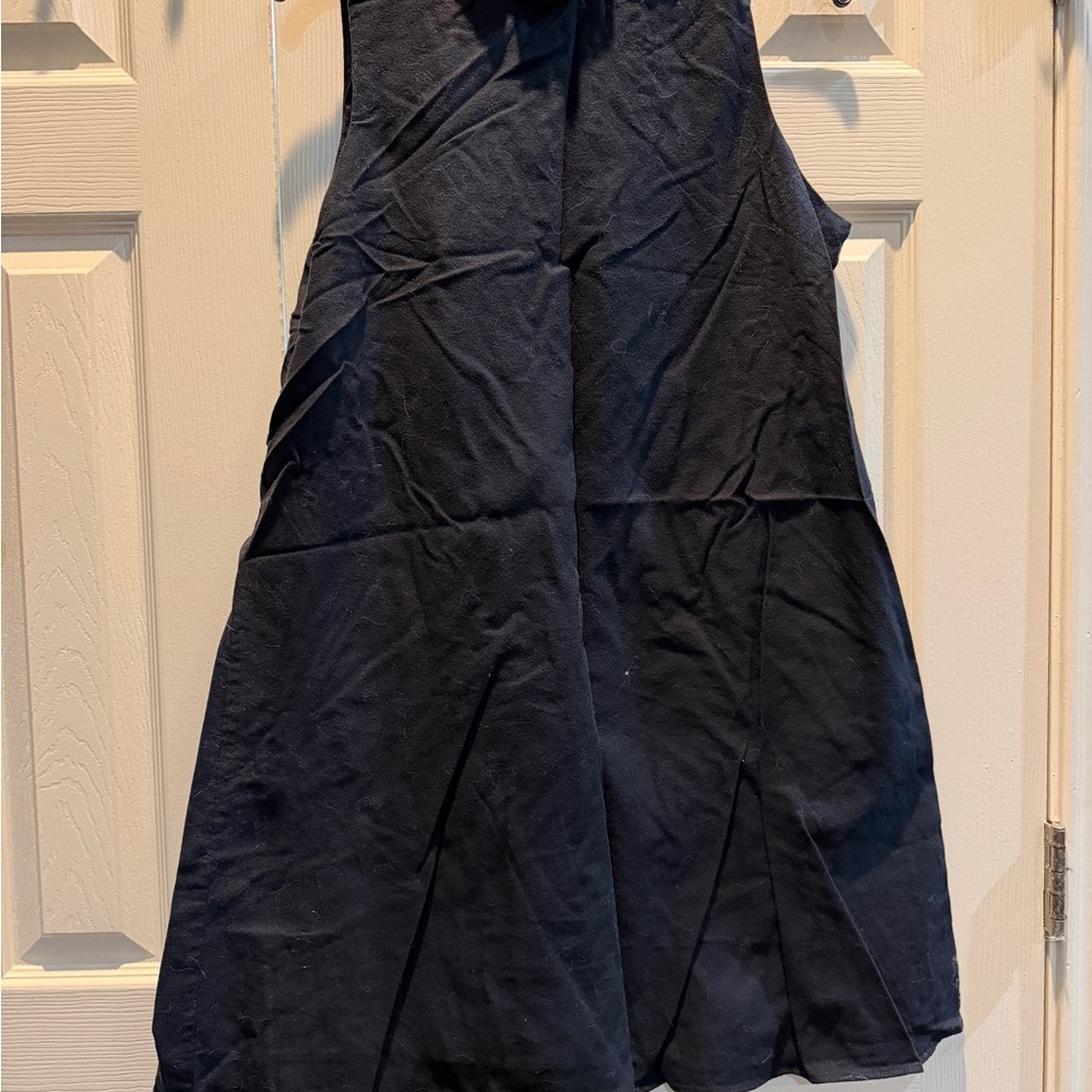Vineyard Vines Black Ruffled Garment